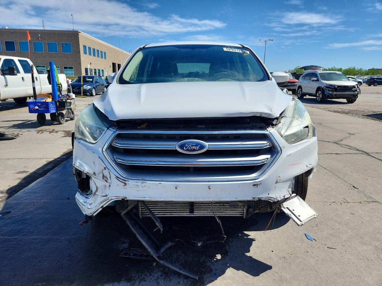 2017 FORD ESCAPE SE photo 9