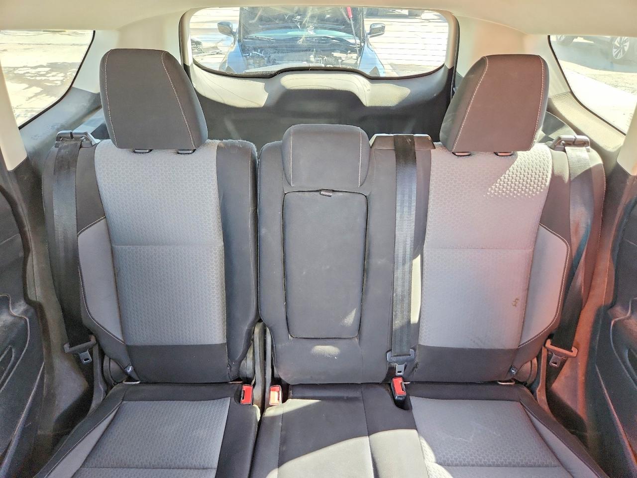 2017 FORD ESCAPE SE photo 19