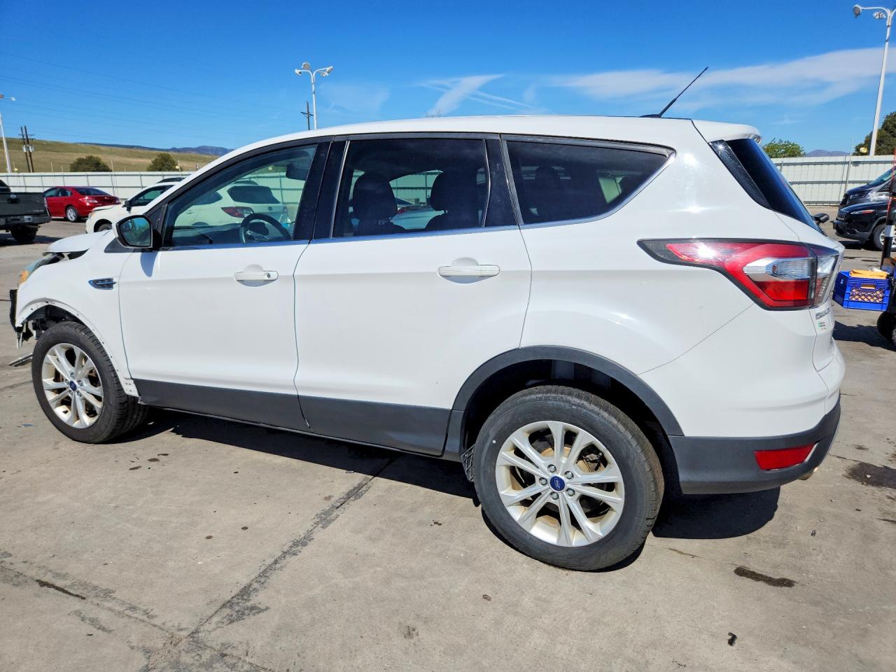2017 FORD ESCAPE SE photo 3