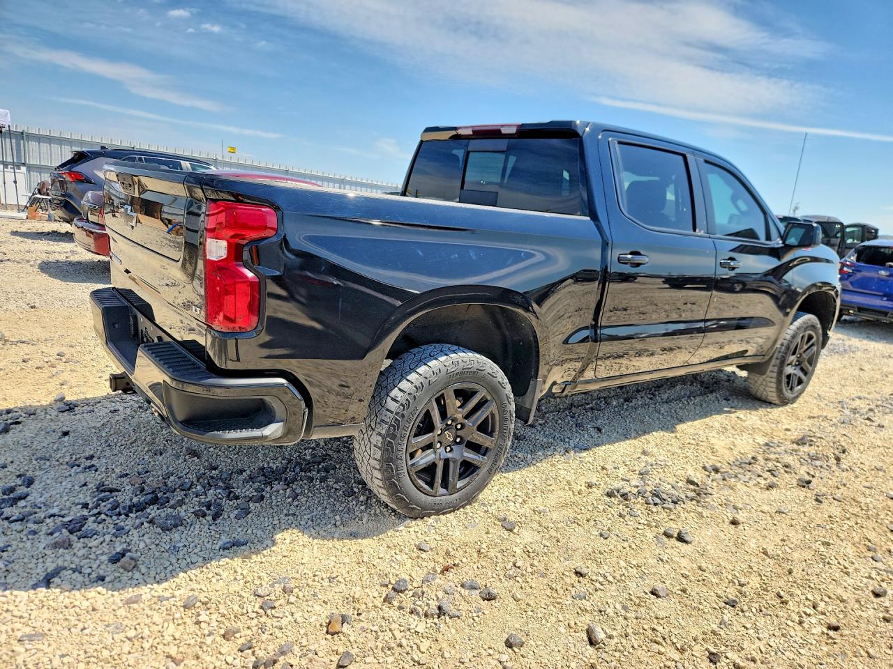2021 CHEVROLET SILVERADO K1500 LT TRAIL BOSS photo 3