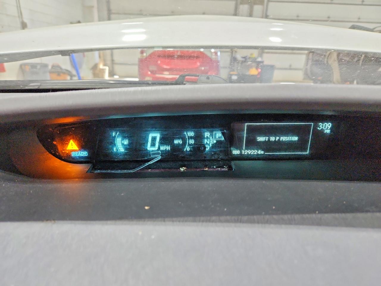 2011 TOYOTA PRIUS FOUR photo 17