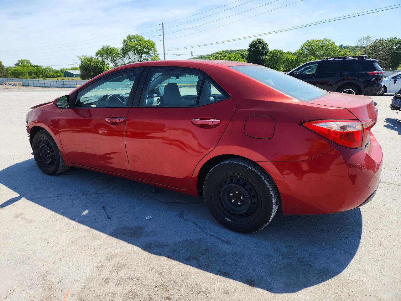 2018 TOYOTA COROLLA LE photo 3