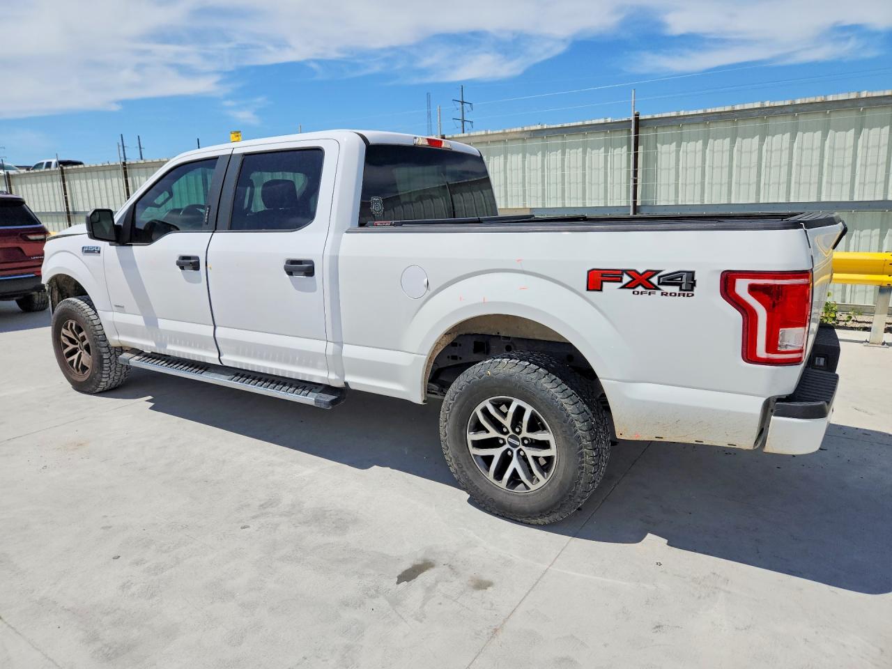 2017 FORD F150 SUPERCREW photo 4