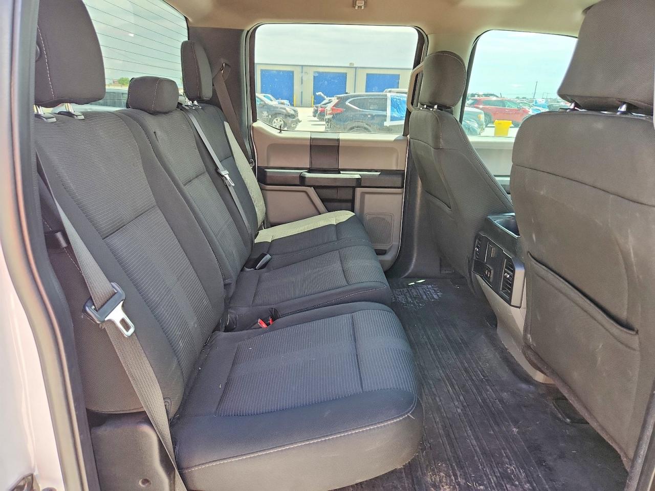 2017 FORD F150 SUPERCREW photo 28