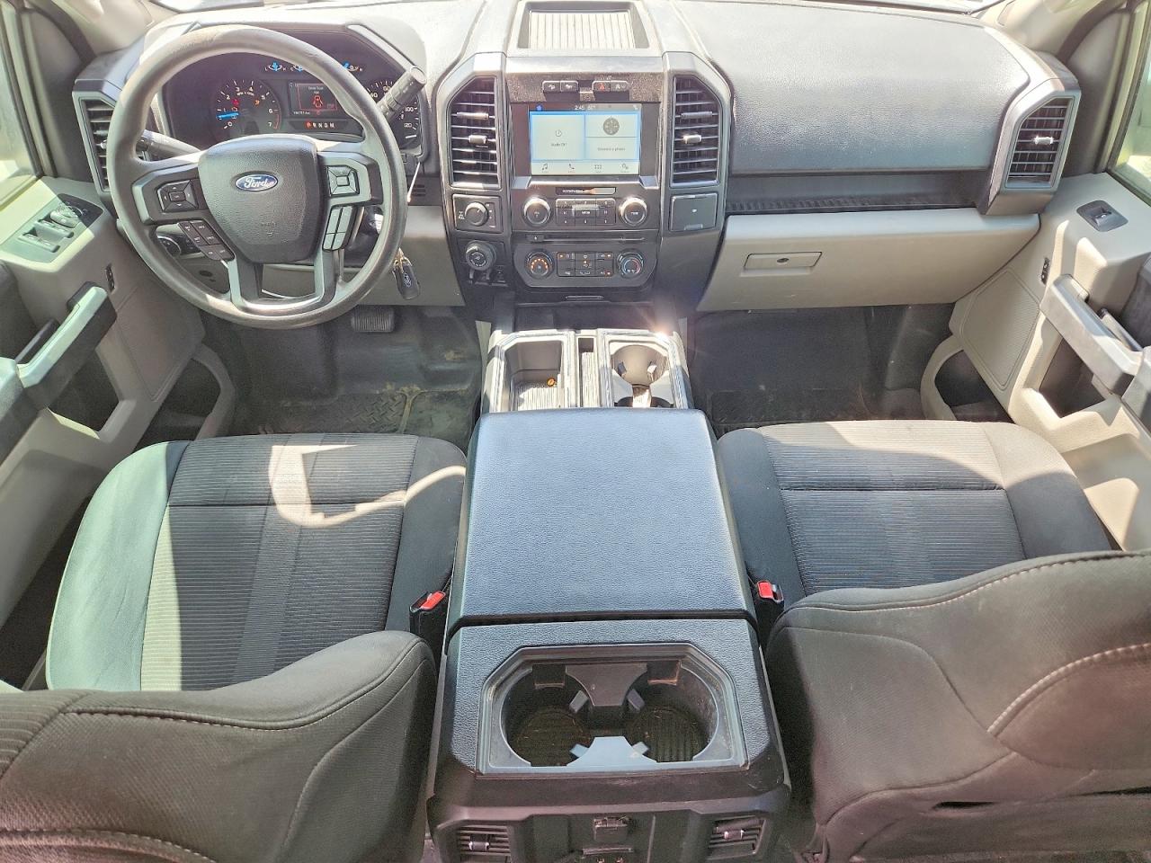 2017 FORD F150 SUPERCREW photo 22