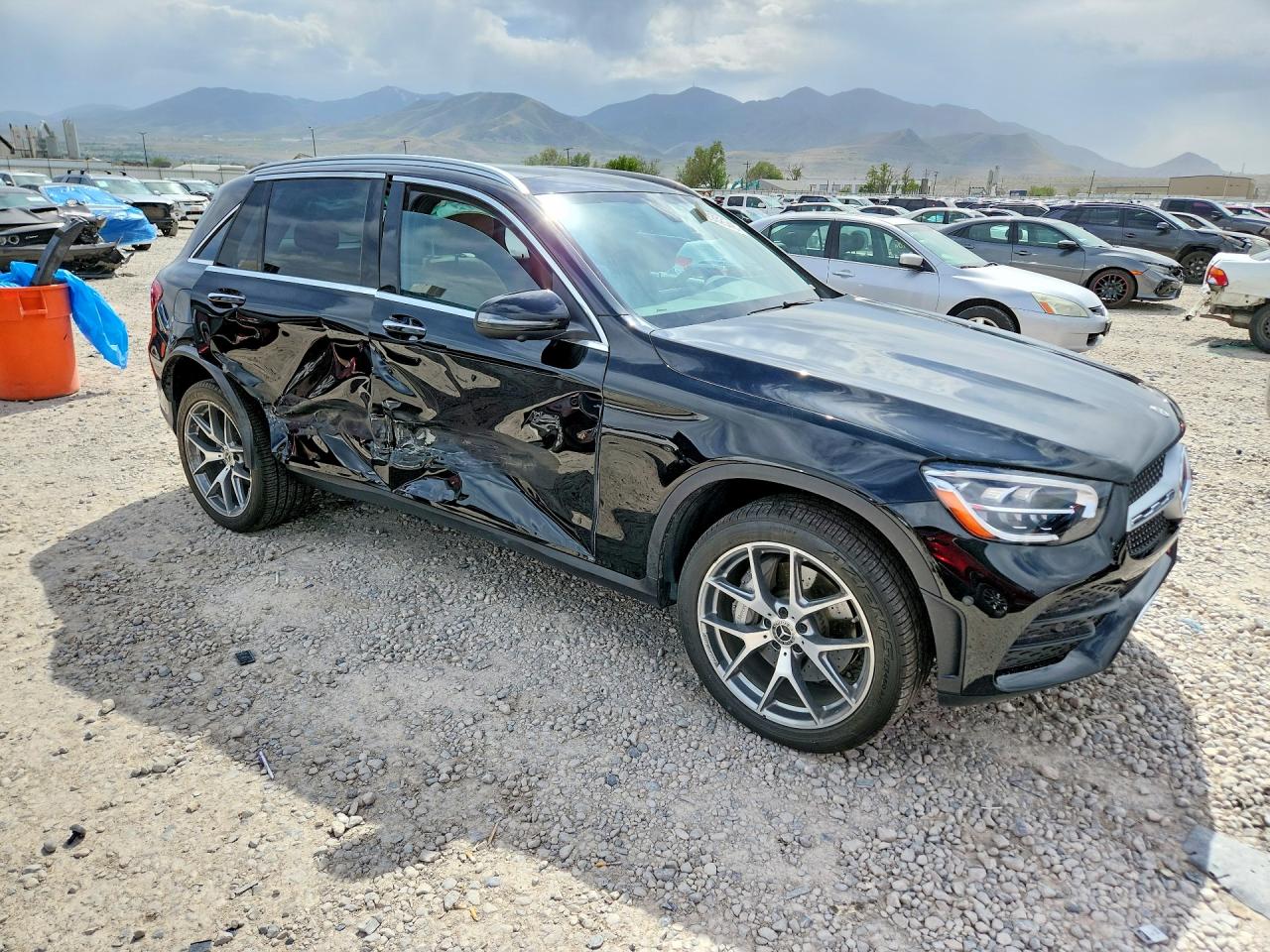 2020 MERCEDES-BENZ GLC 300 4MATIC photo 4