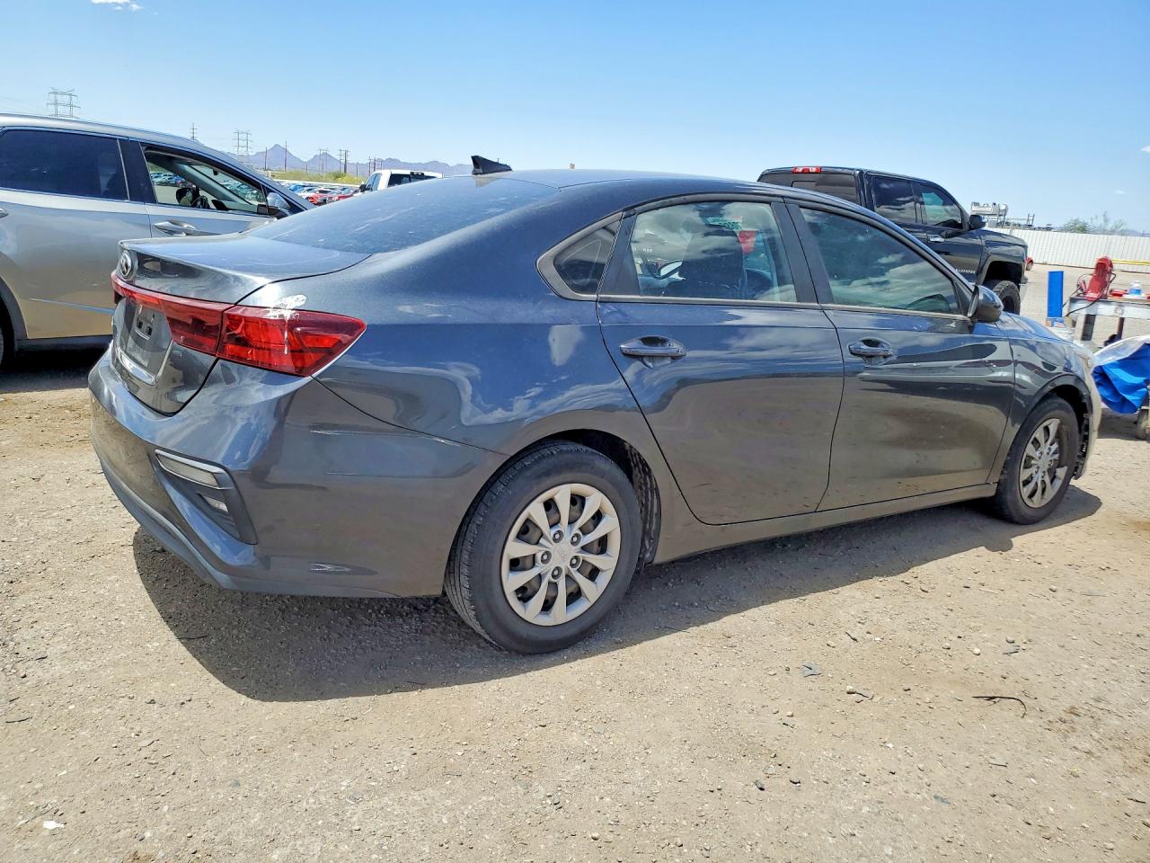 2020 KIA FORTE FE photo 5