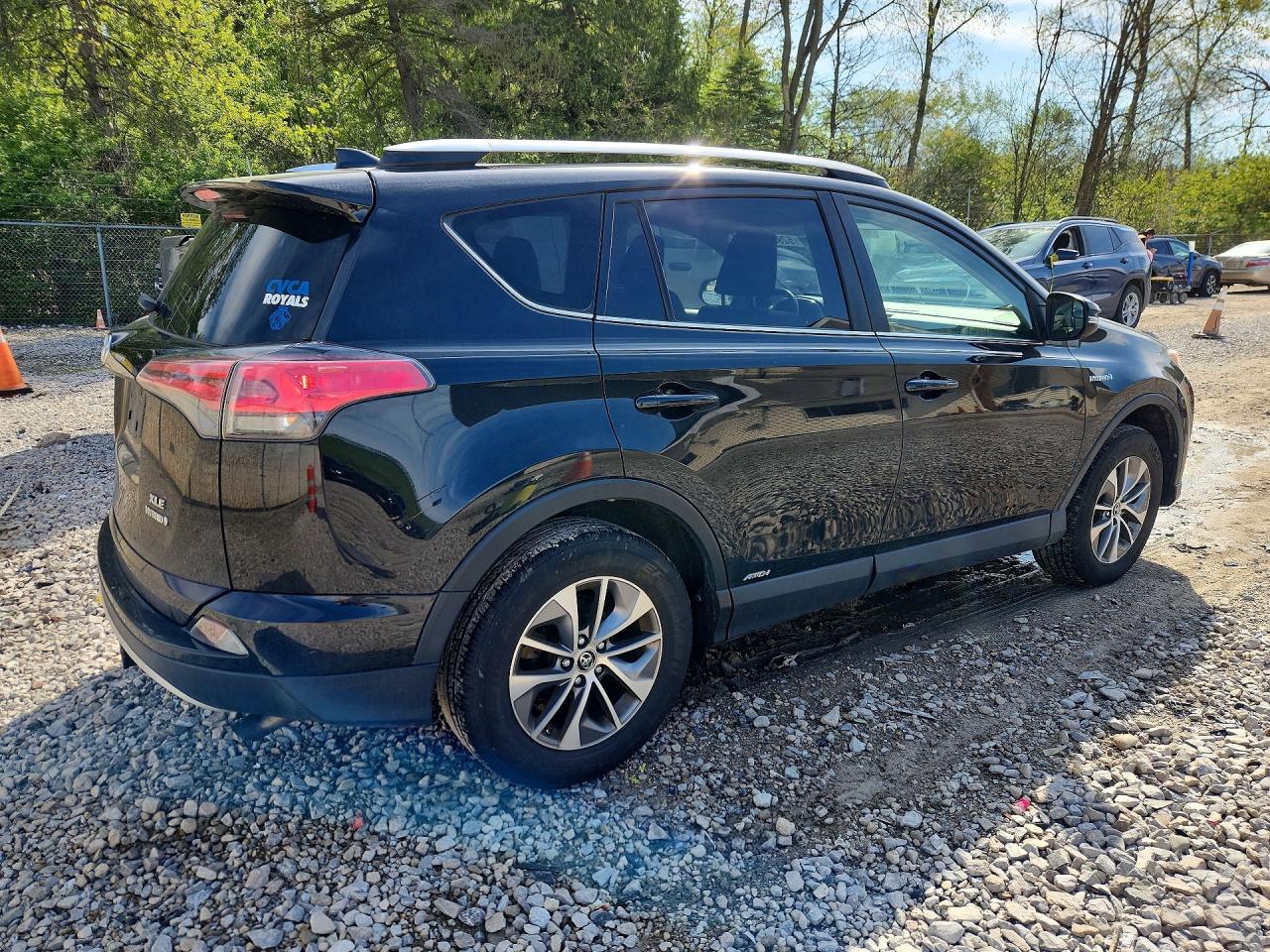 2016 TOYOTA RAV4 HV XLE photo 7