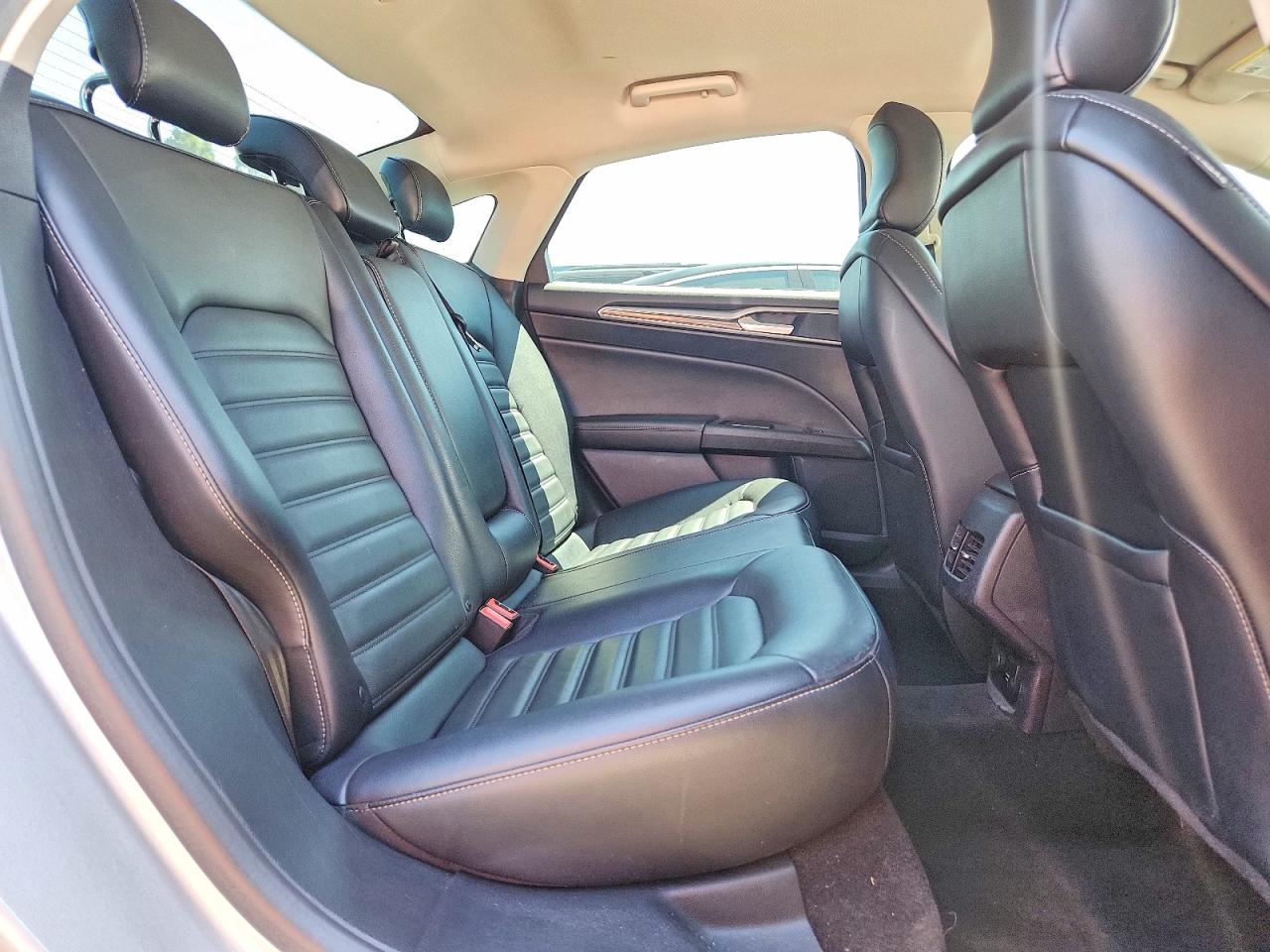 2018 FORD FUSION SE PHEV photo 28