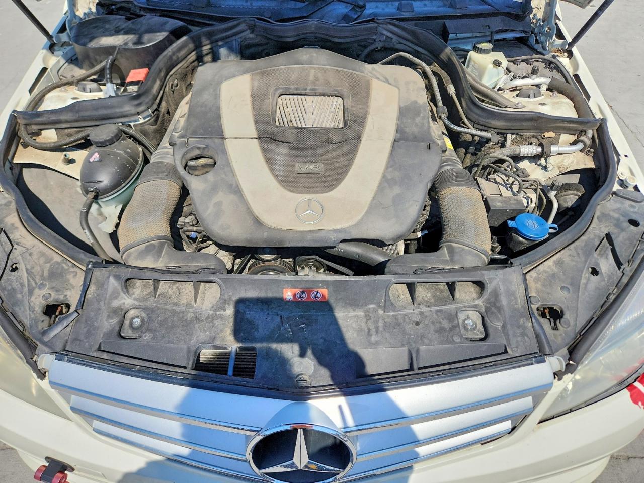 2010 MERCEDES-BENZ C 300 photo 21