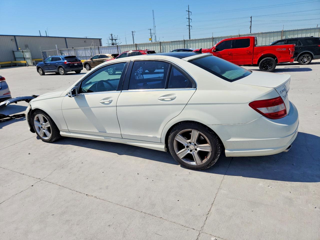 2010 MERCEDES-BENZ C 300 photo 3