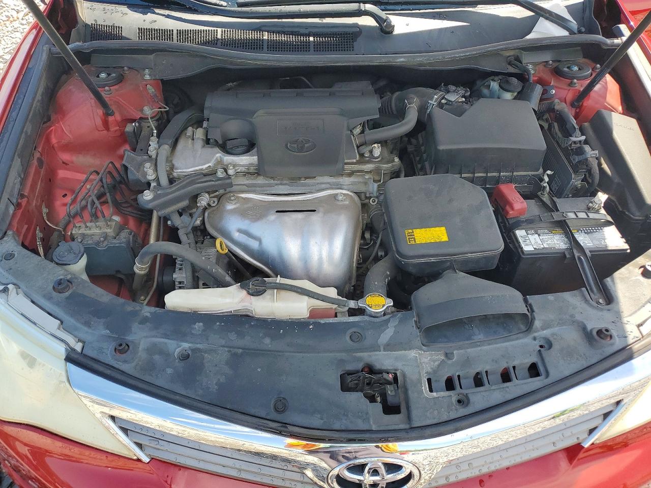 2014 TOYOTA CAMRY L photo 11