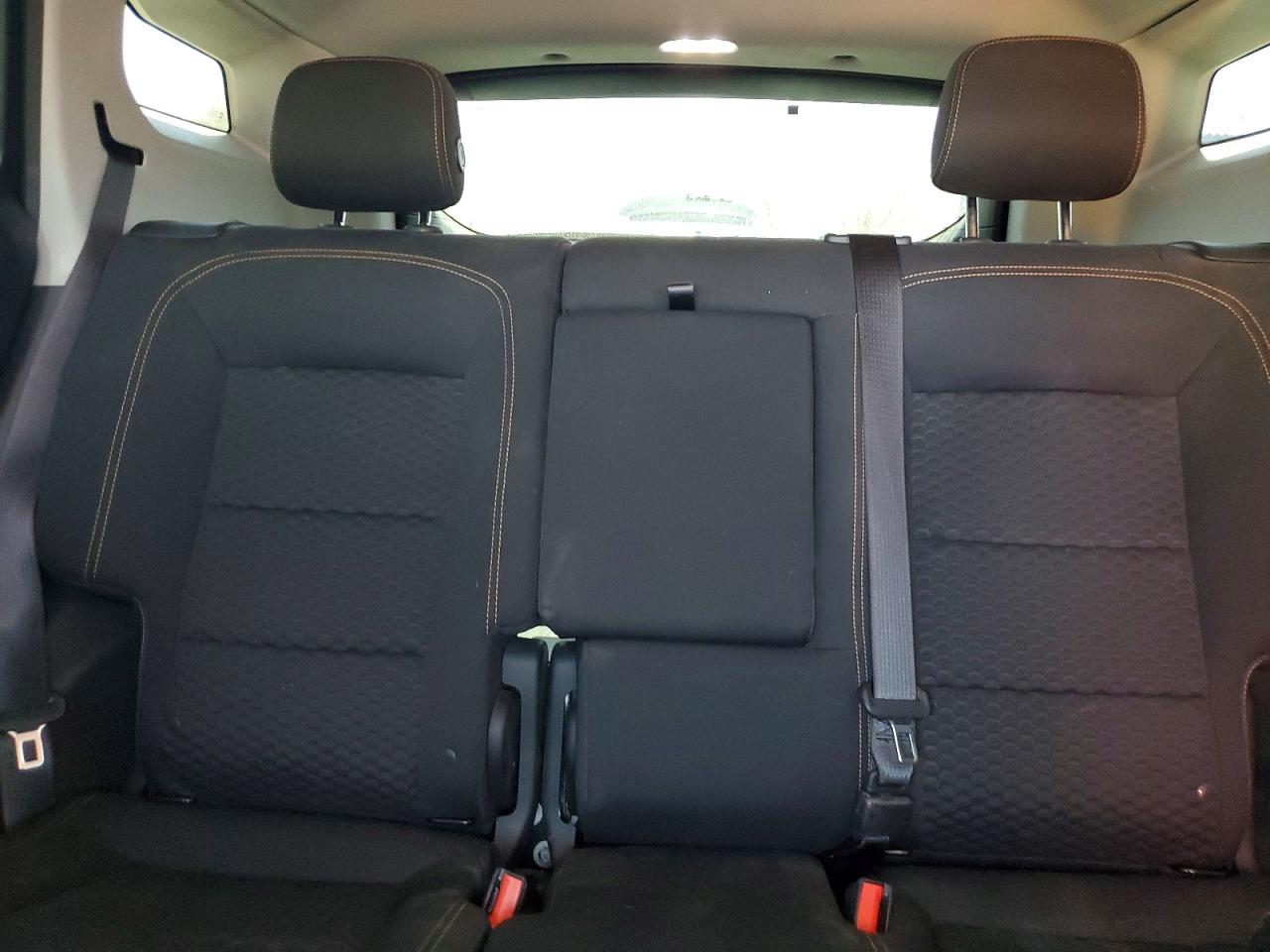 2018 GMC TERRAIN SLE photo 28