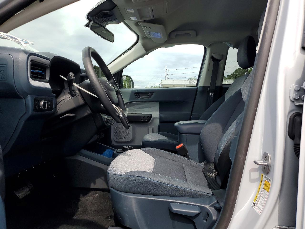 2025 FORD MAVERICK XLT photo 13