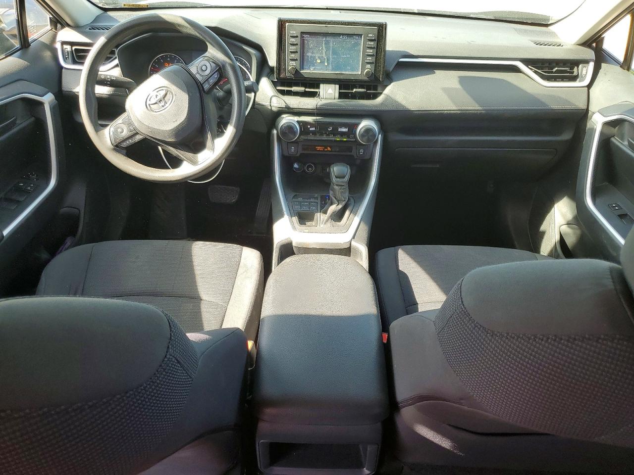 2019 TOYOTA RAV4 LE photo 15