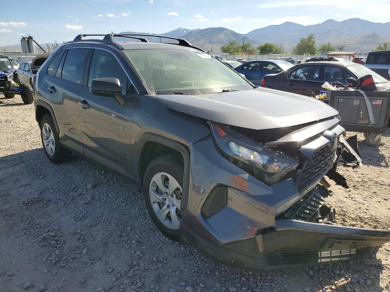 2019 TOYOTA RAV4 LE photo 7