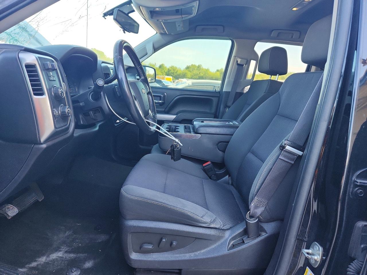 2016 CHEVROLET SILVERADO K1500 LT photo 7