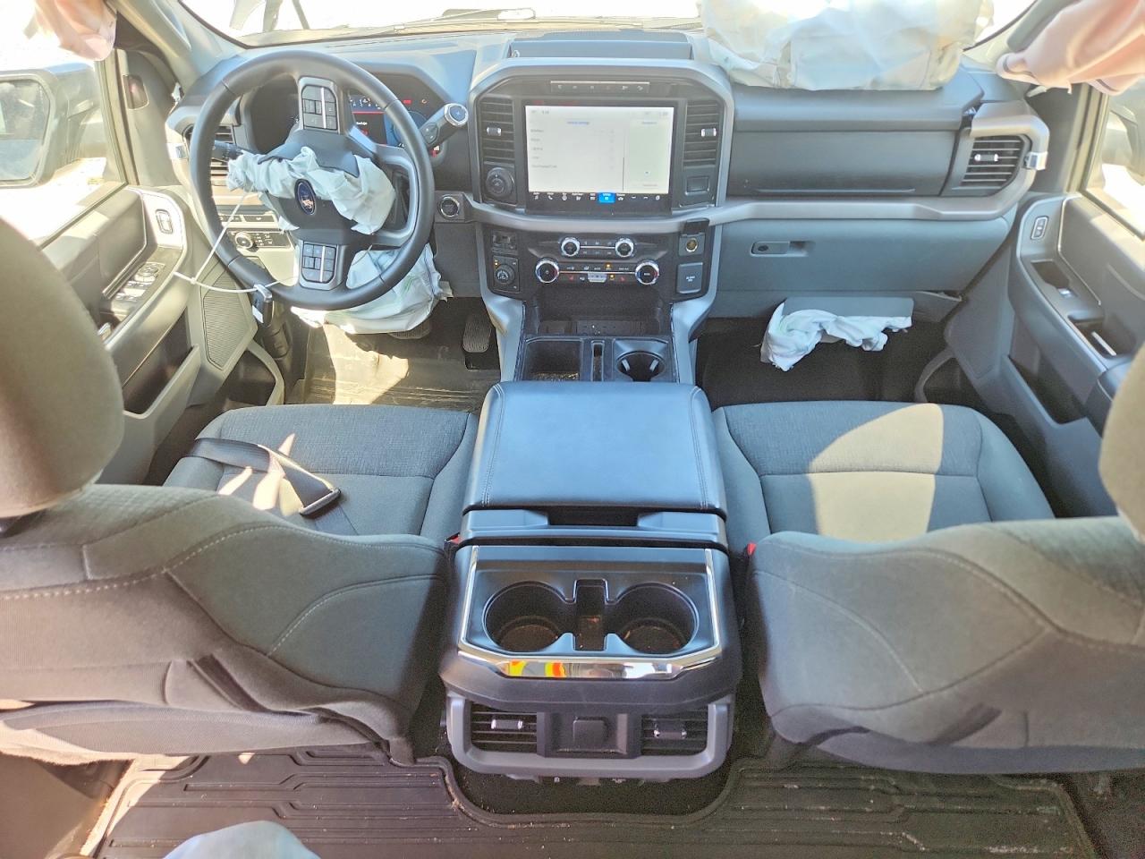 2024 FORD F150 XLT photo 15