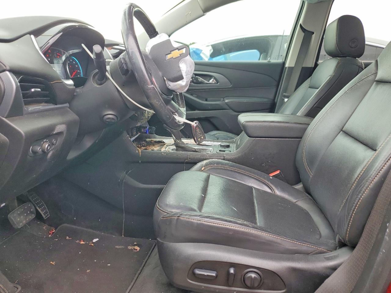 2020 CHEVROLET TRAVERSE PREMIER photo 13