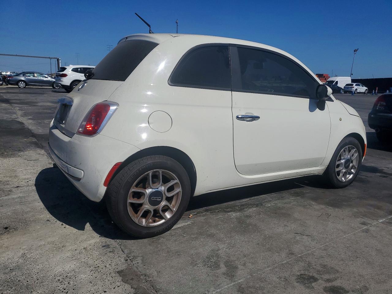 2012 FIAT 500 POP photo 7