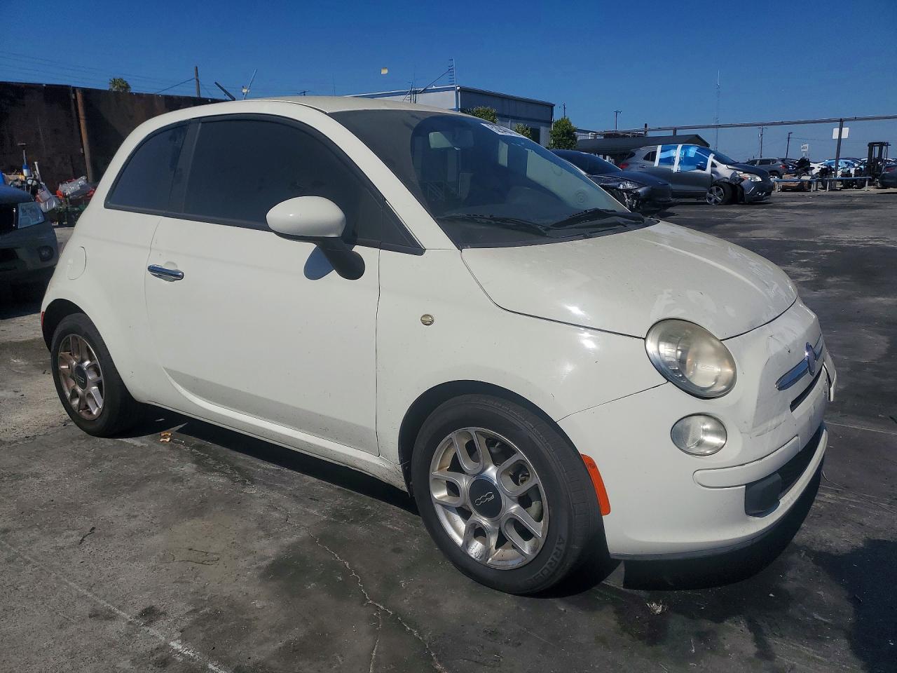2012 FIAT 500 POP photo 10