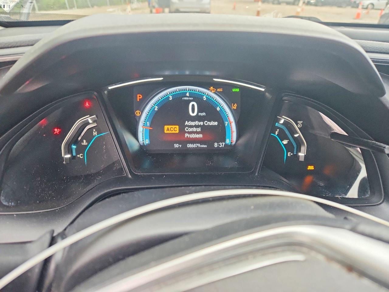 2020 HONDA CIVIC LX photo 25
