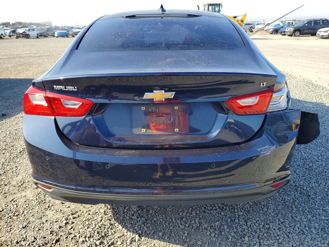 2016 CHEVROLET MALIBU LT photo 11