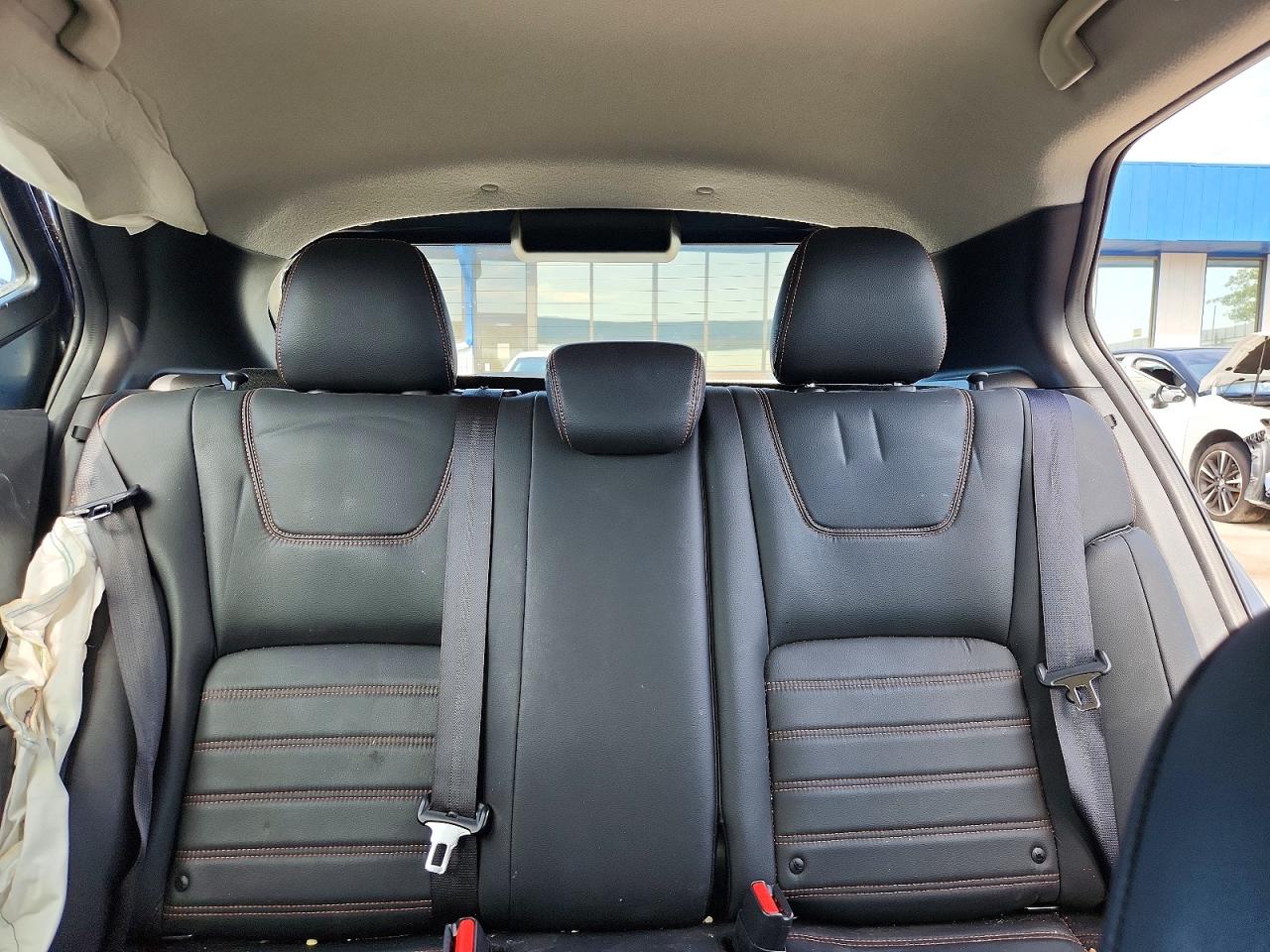 2020 NISSAN KICKS SR photo 19