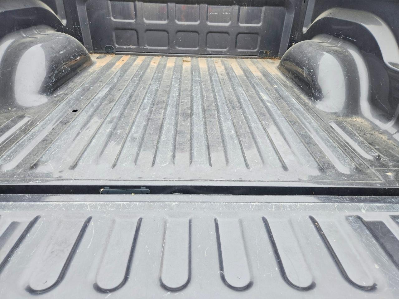2016 RAM 1500 SLT photo 10