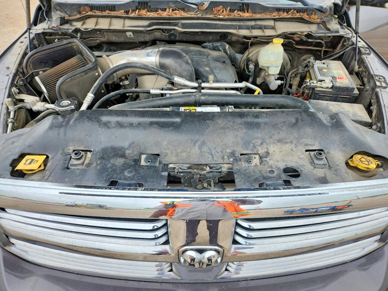 2016 RAM 1500 SLT photo 12