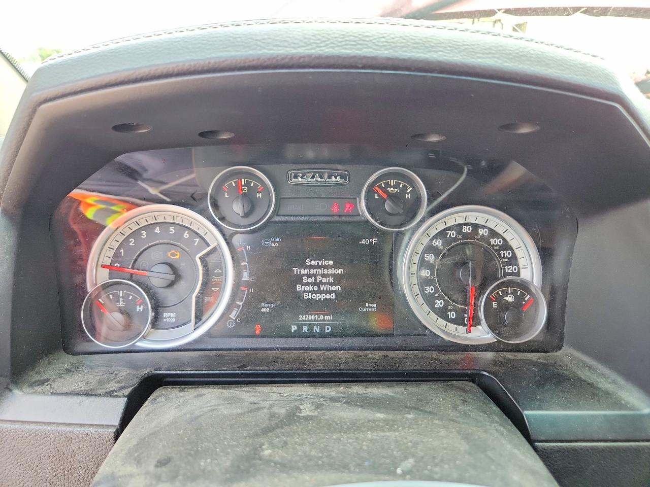 2014 RAM 1500 LARAMIE photo 9