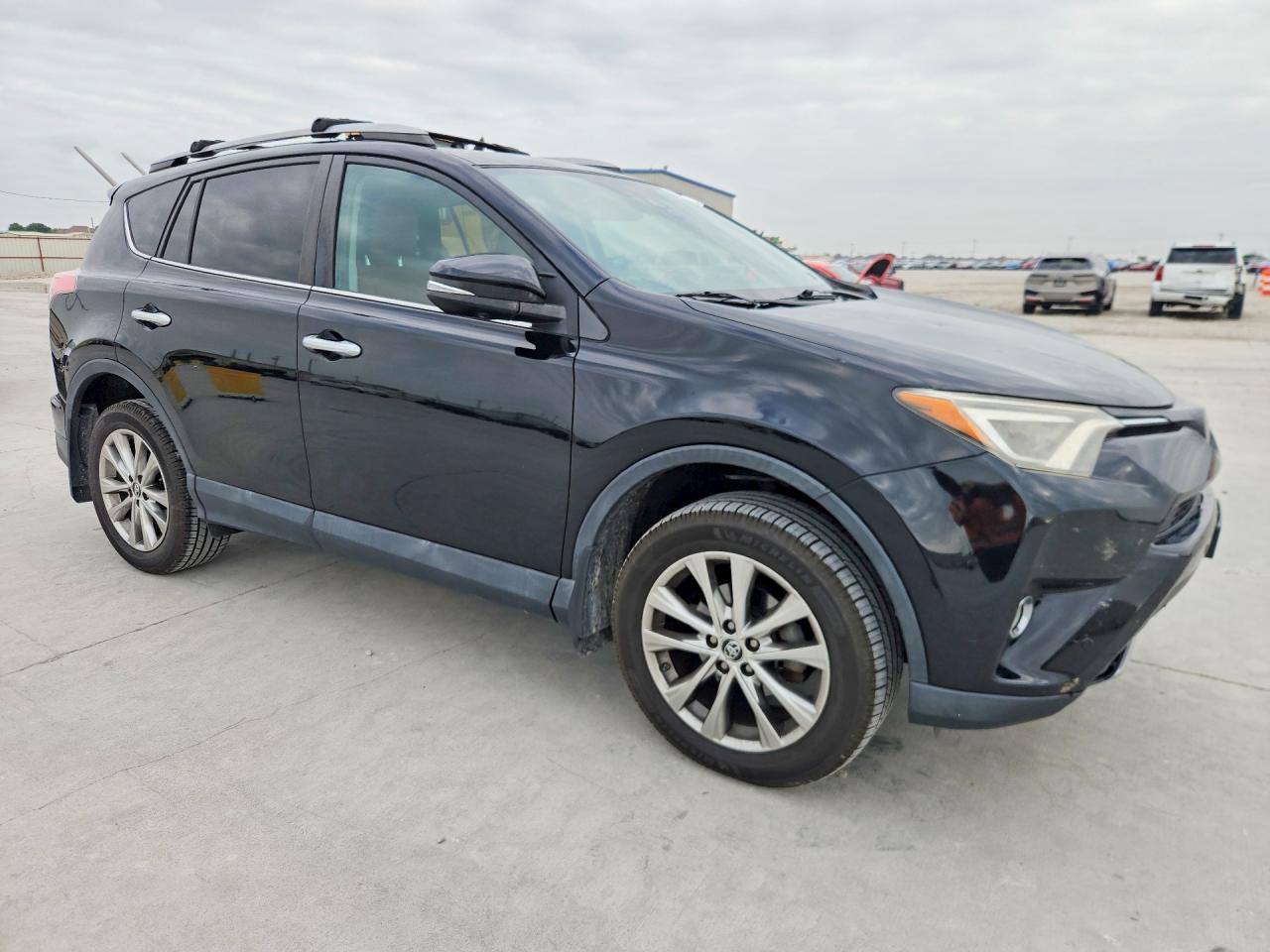 2018 TOYOTA RAV4 LIMITED photo 4