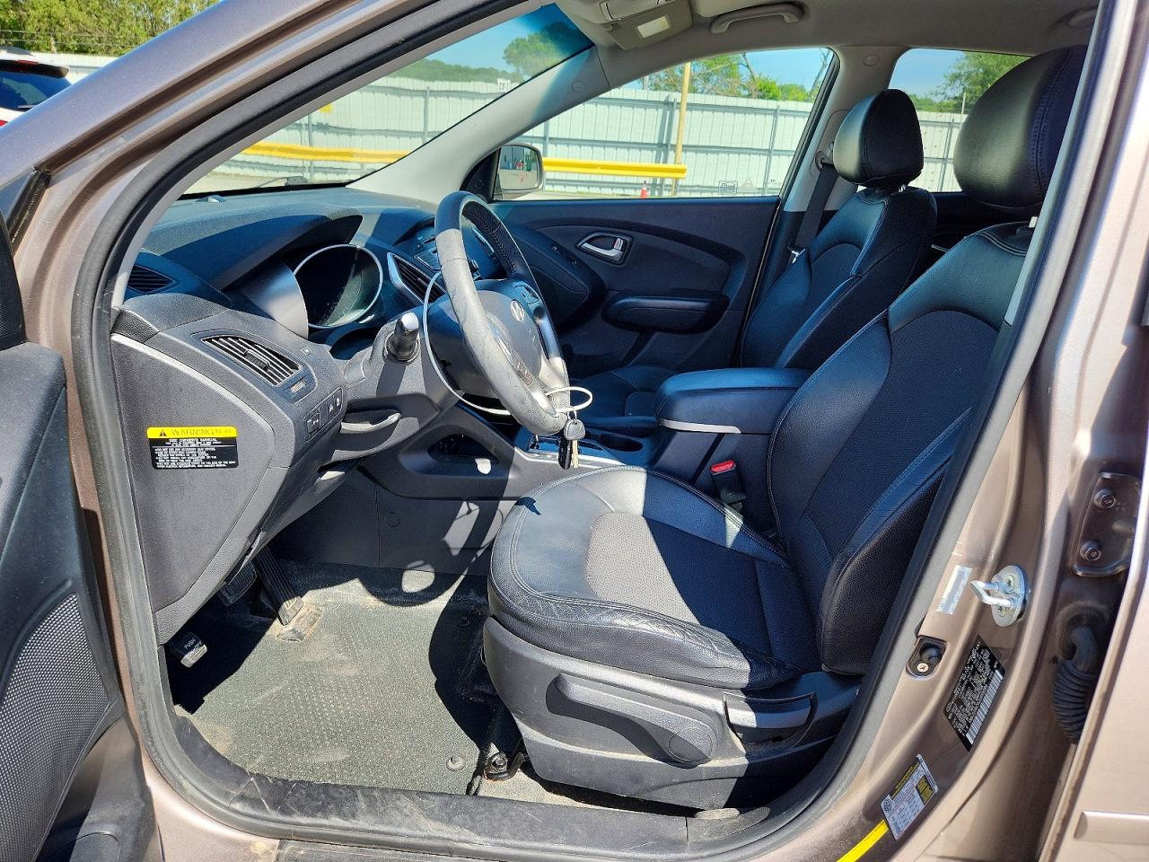 2012 HYUNDAI TUCSON GLS photo 19
