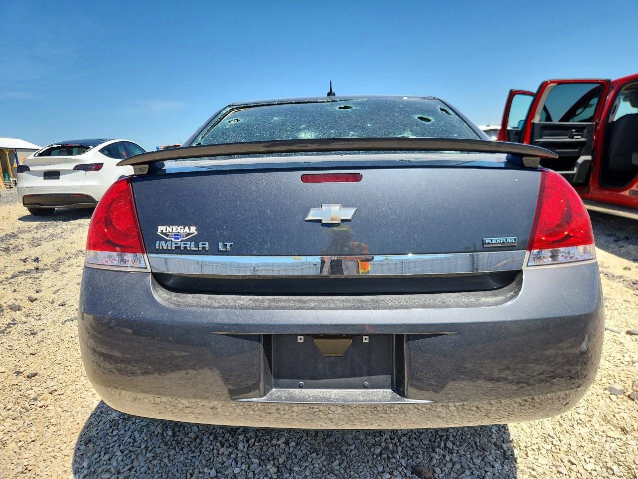 2011 CHEVROLET IMPALA LT photo 16