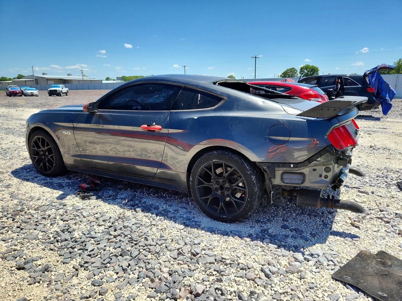 2017 FORD MUSTANG GT photo 2