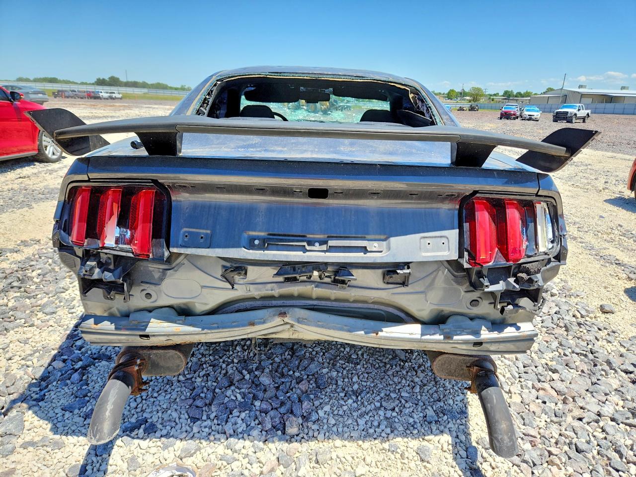 2017 FORD MUSTANG GT photo 6