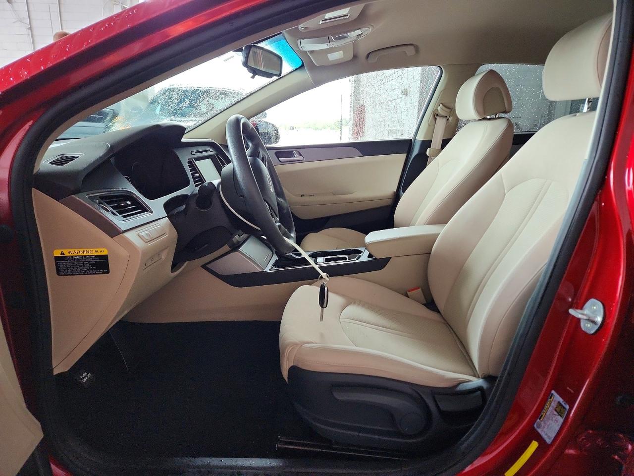 2016 HYUNDAI SONATA SE photo 13