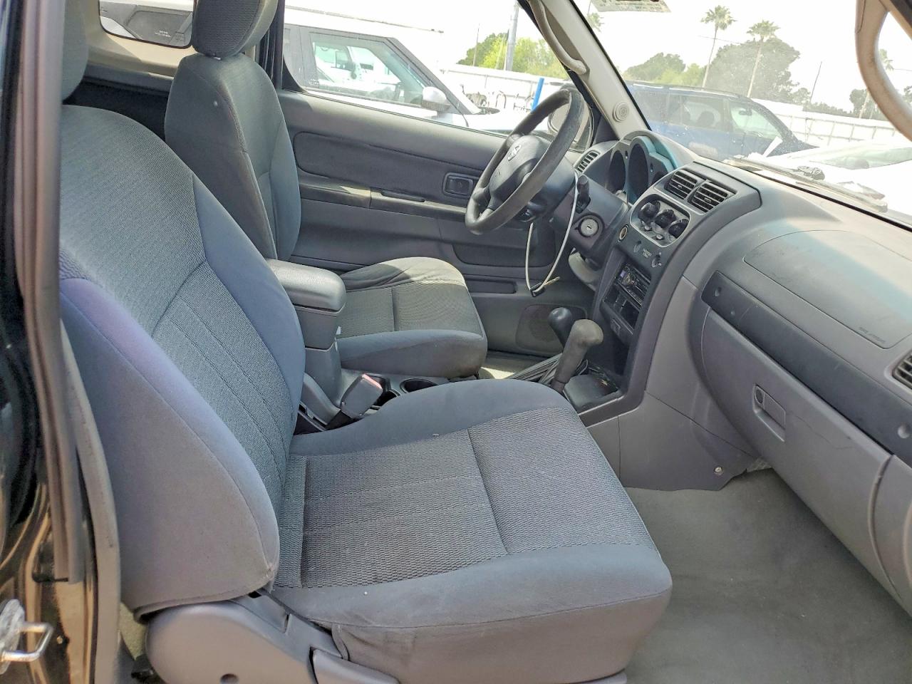 2004 NISSAN FRONTIER KING CAB XE V6 photo 19