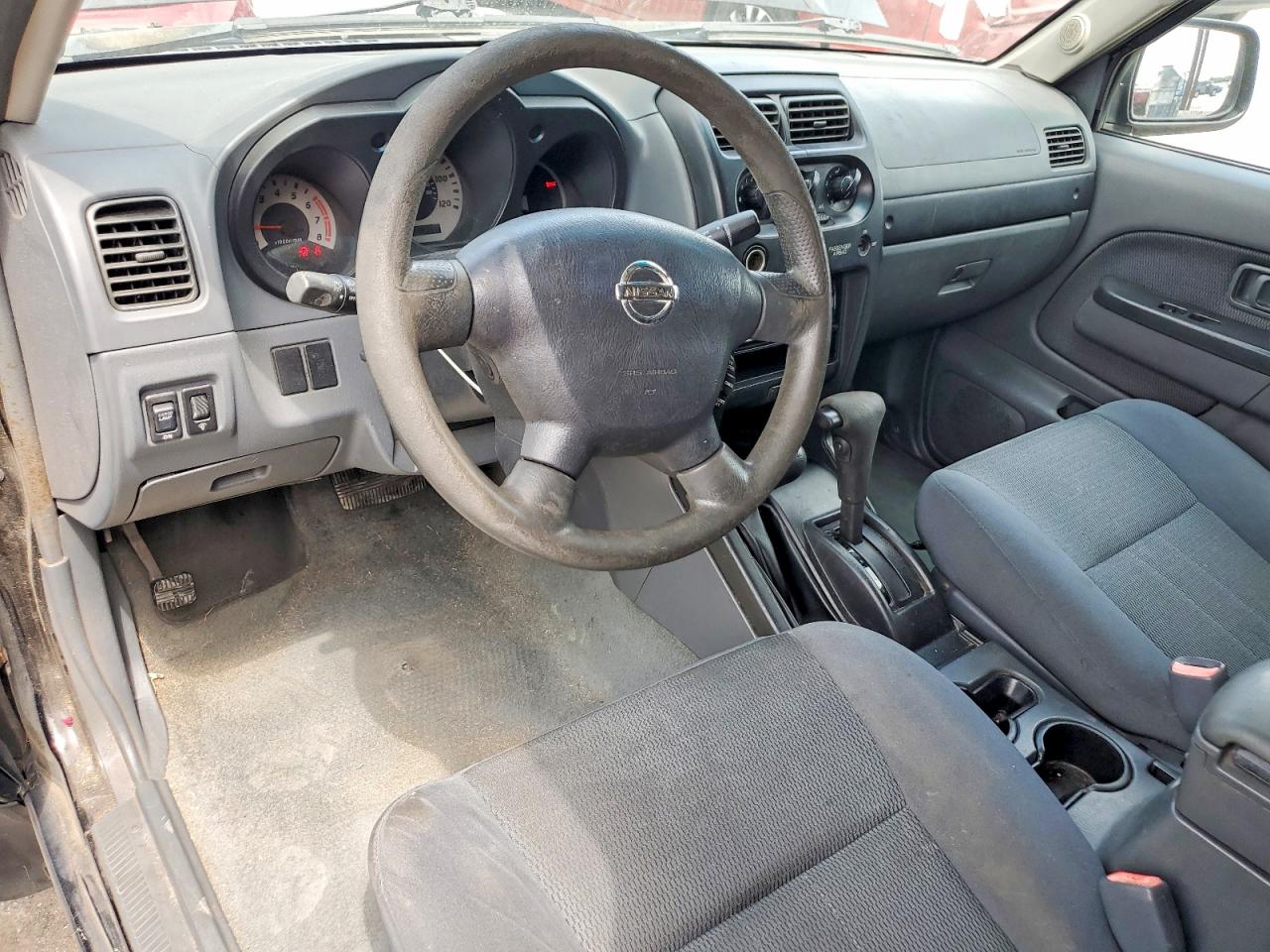 2004 NISSAN FRONTIER KING CAB XE V6 photo 15