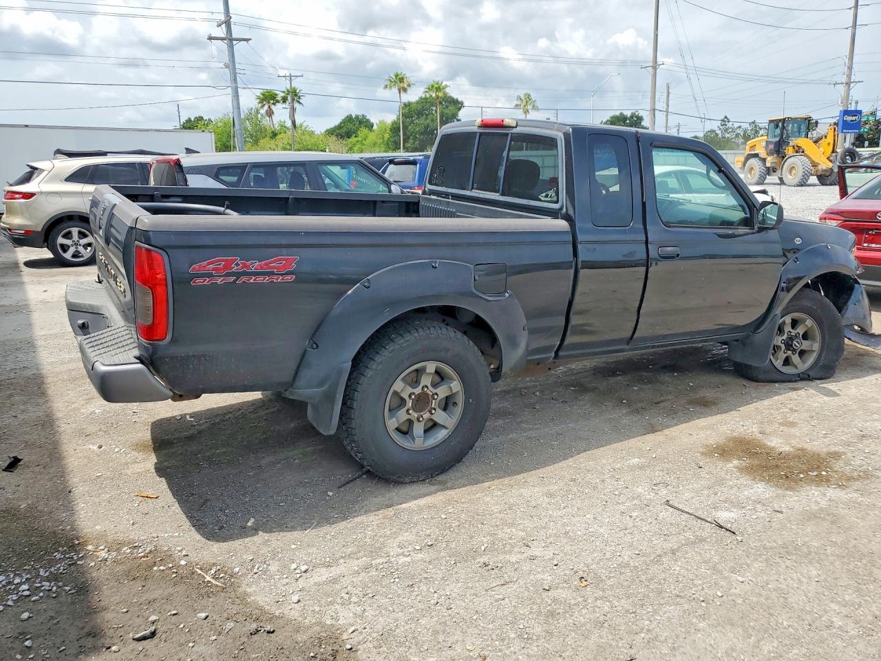 2004 NISSAN FRONTIER KING CAB XE V6 photo 5
