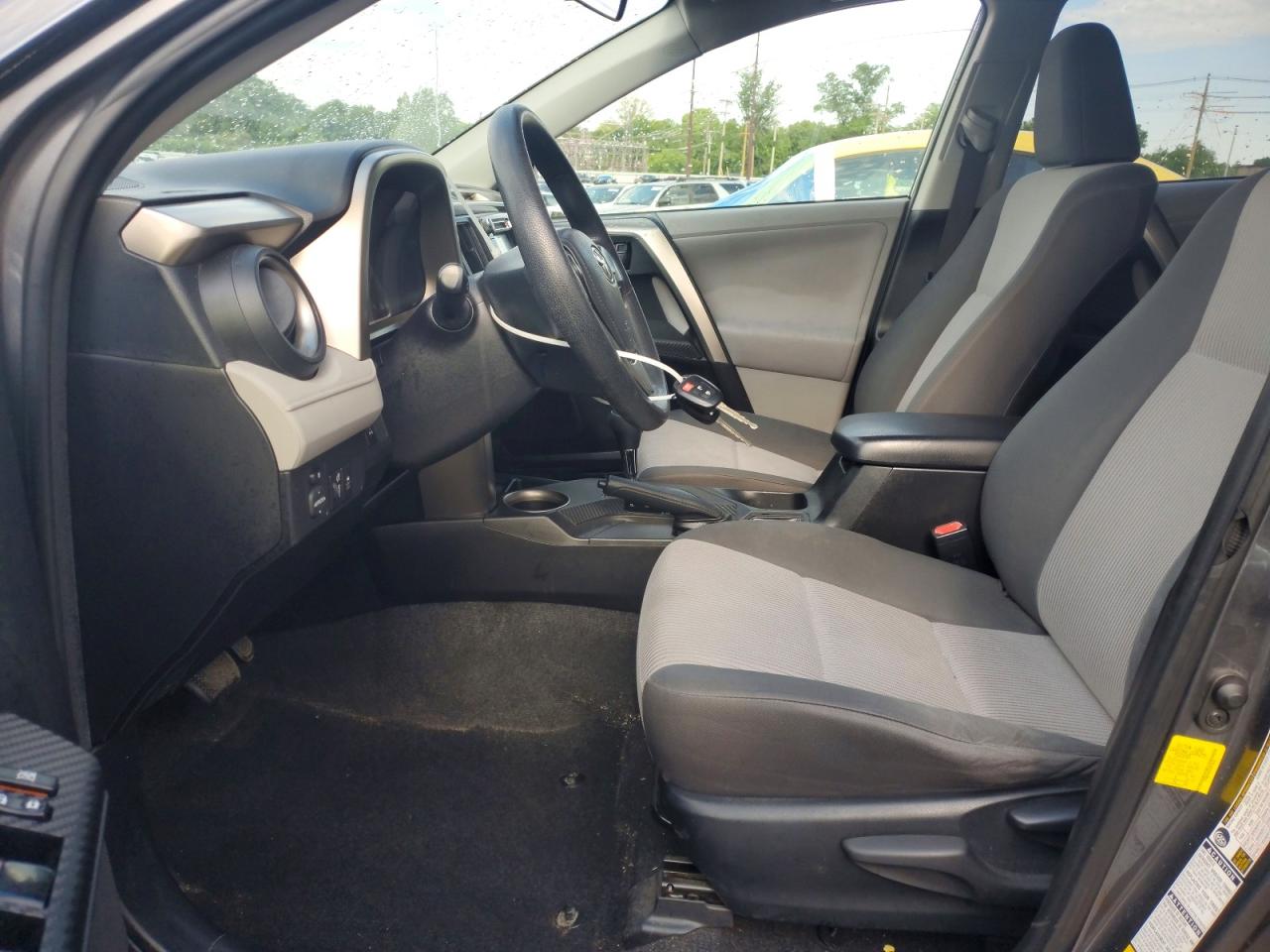 2013 TOYOTA RAV4 LE photo 19