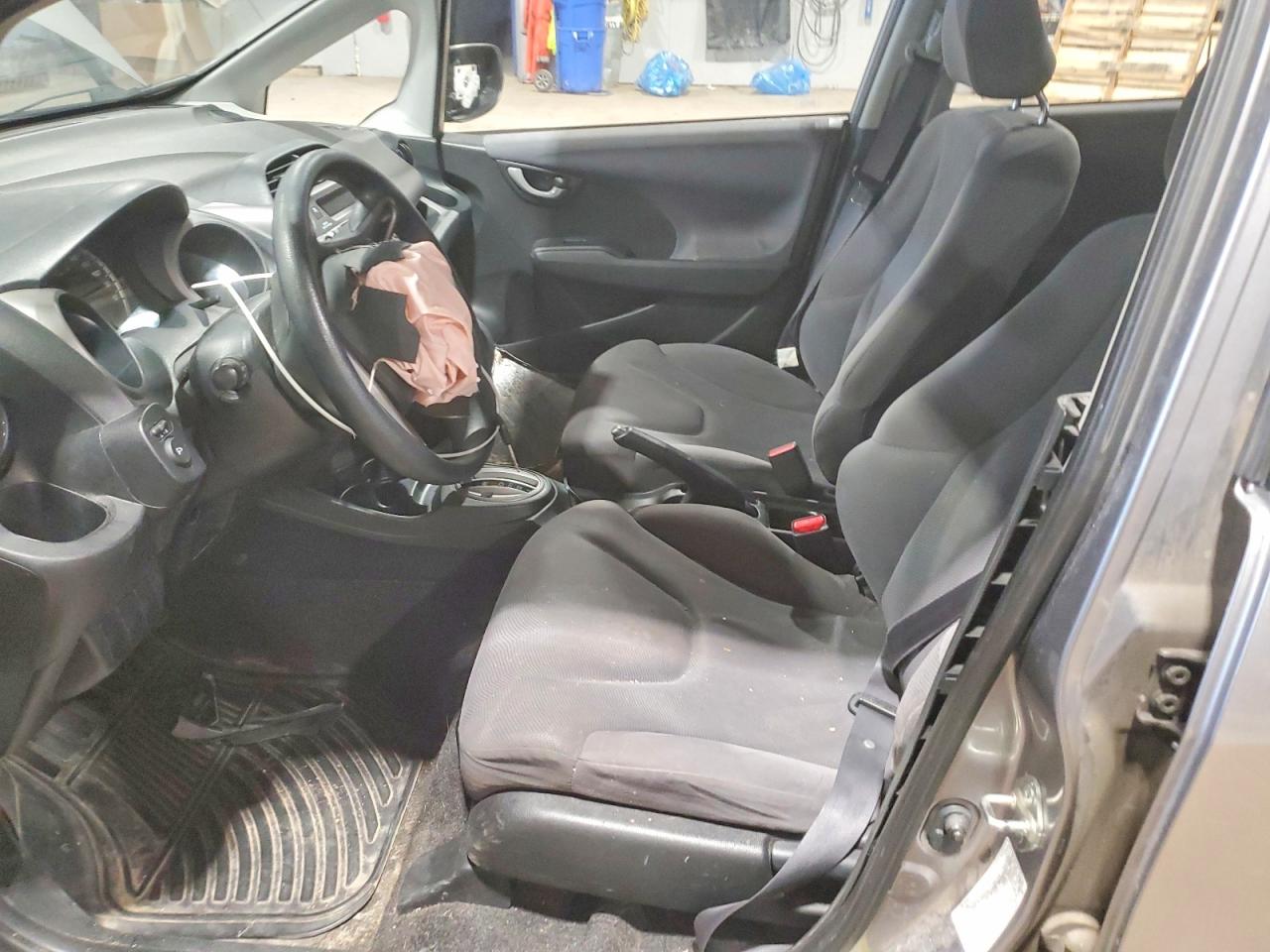 2009 HONDA FIT photo 13