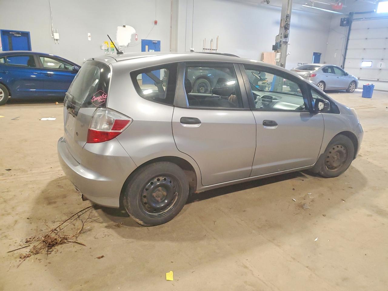 2009 HONDA FIT photo 5