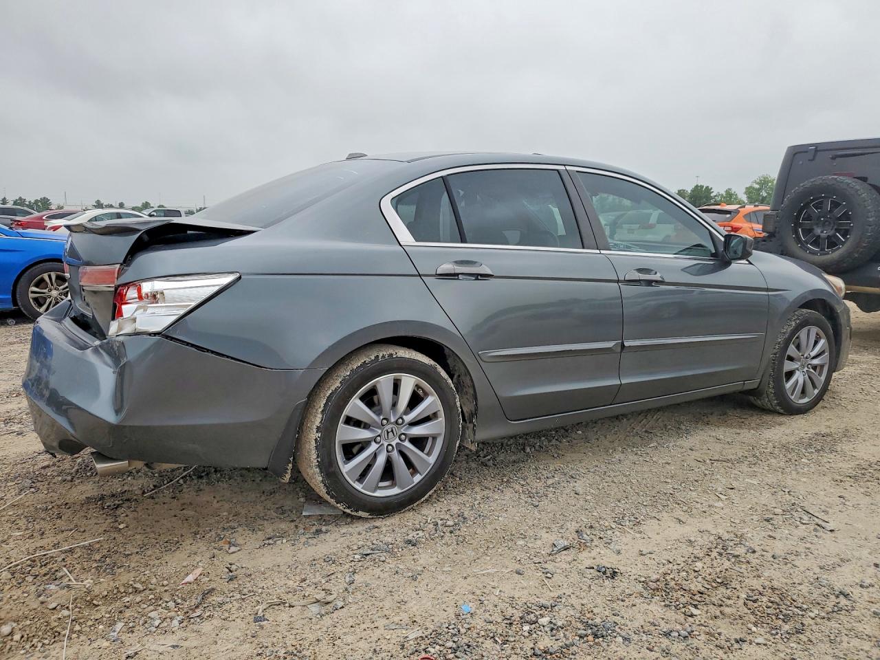2011 HONDA ACCORD EXL photo 5