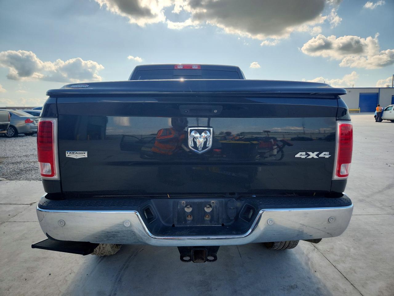 2018 RAM 2500 LARAMIE photo 11