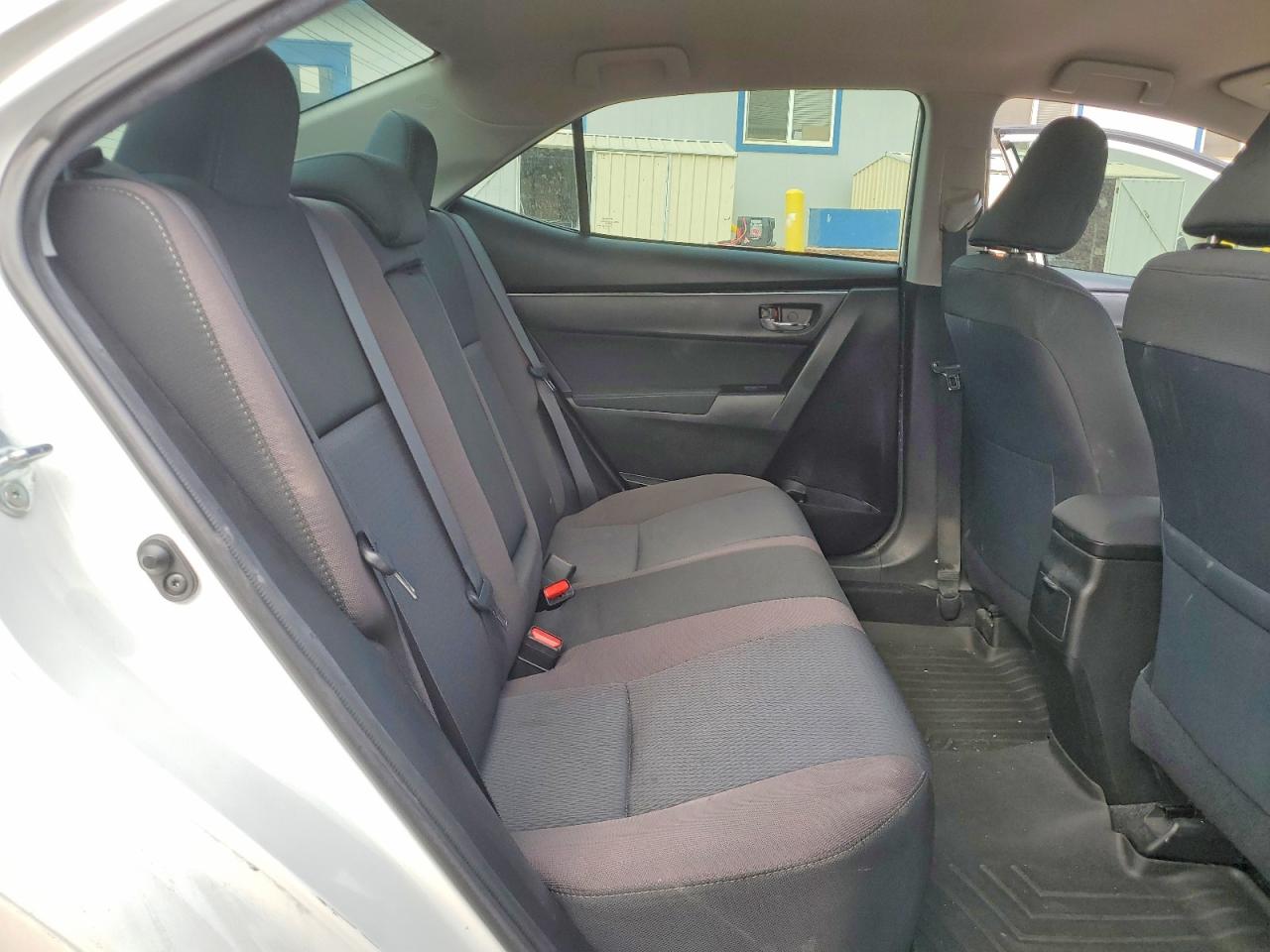 2017 TOYOTA COROLLA L photo 19