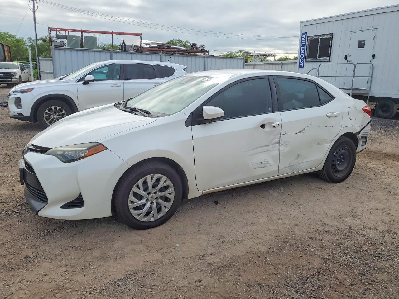 2017 TOYOTA COROLLA