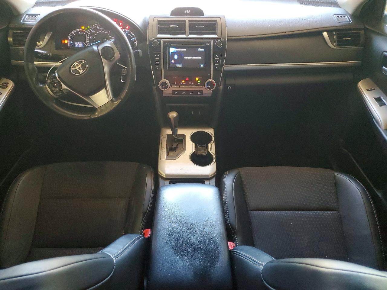 2012 TOYOTA CAMRY SE photo 22