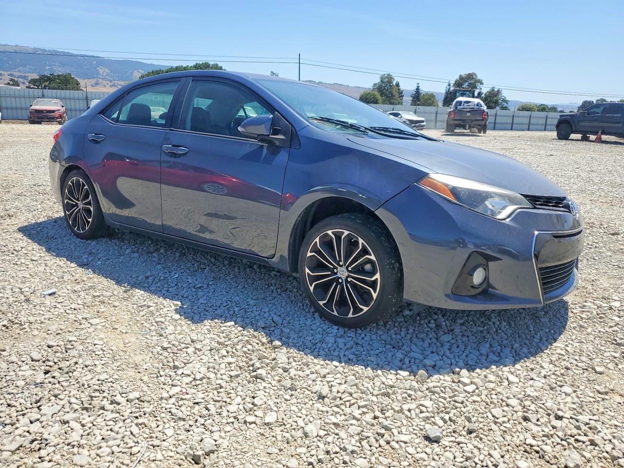 2014 TOYOTA COROLLA S PLUS photo 10
