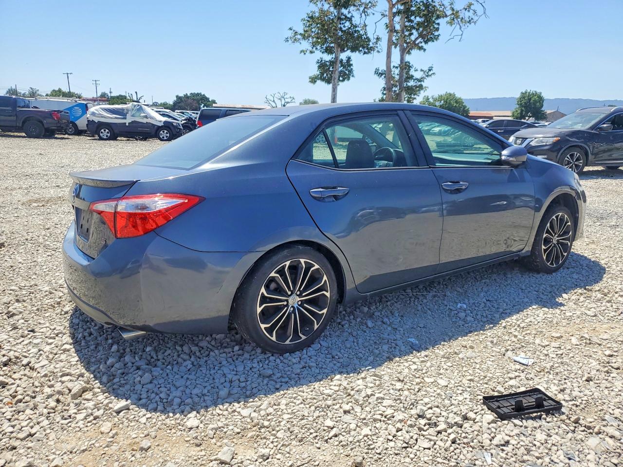 2014 TOYOTA COROLLA S PLUS photo 7